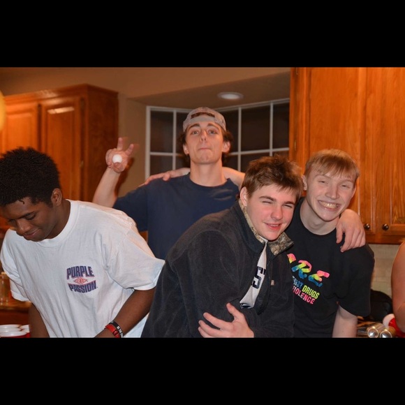 Meet your Posher, Tomas - Picture 1 of 1